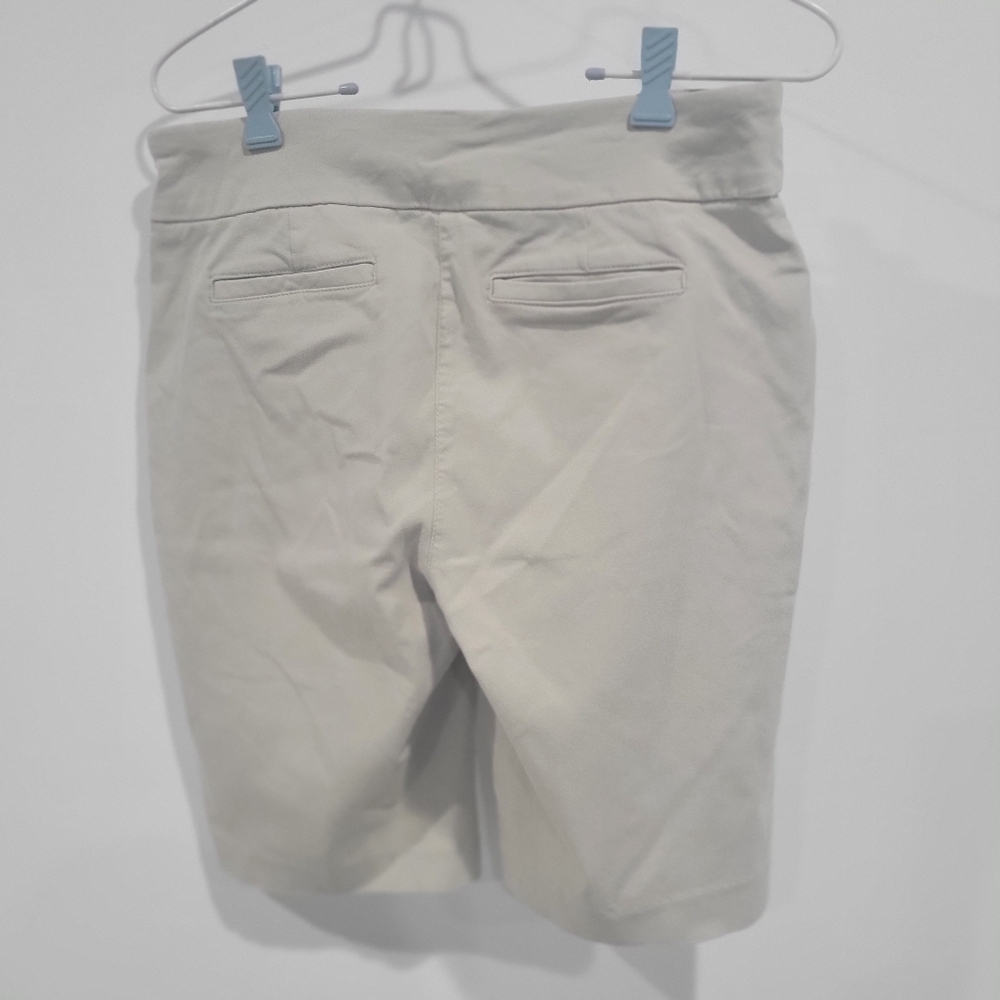 Studio Works Tan Bermuda Shorts / Size 10 / Elastic Waist - Picture 3 of 5